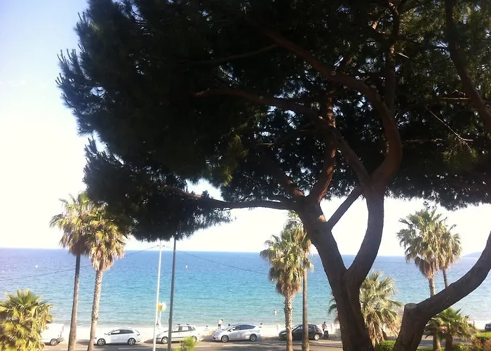 Terrace Front & Sea View