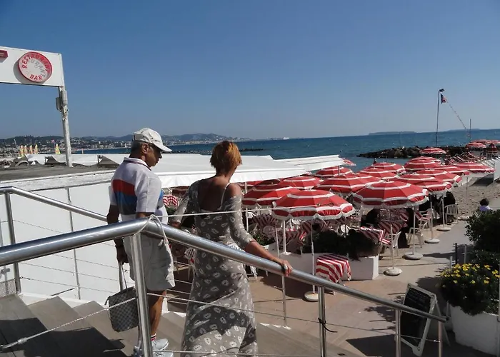Apartament Terrace Front & Sea View Cannes