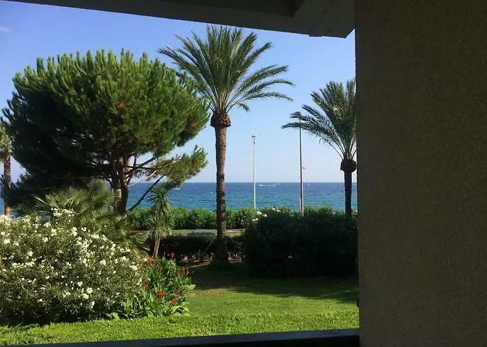 Terrace Front & Sea View Apartament Cannes