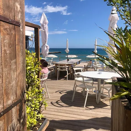 Sea Front Terace Iland View Parking Ac Wifi Cannes