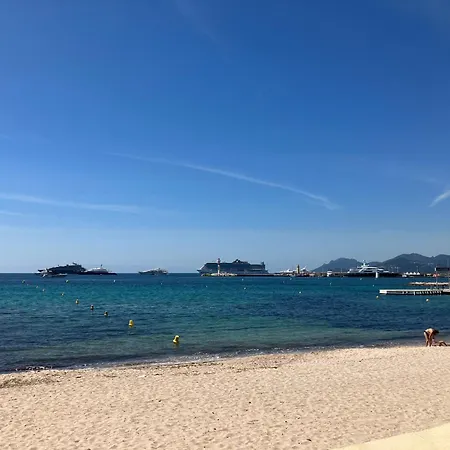 Sea Front Terace Iland View Parking Ac Wifi Appartement Cannes