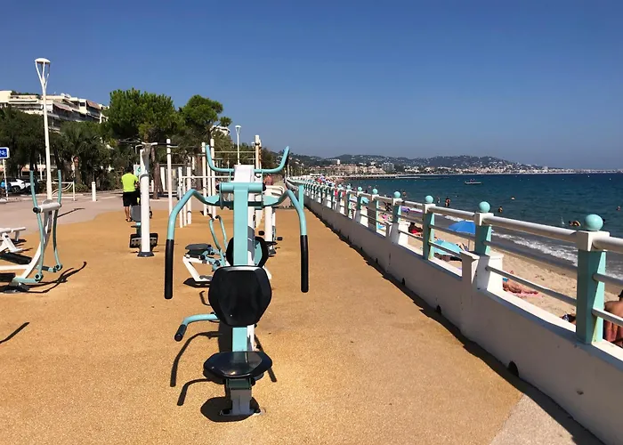 Daire Terrace Front & Sea View Cannes