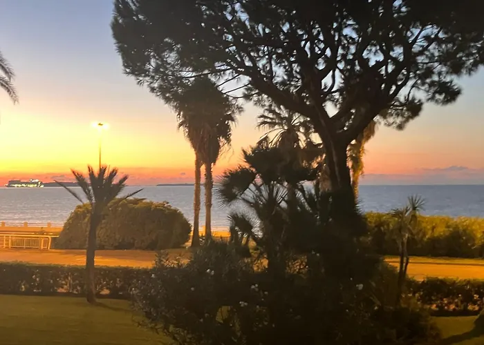 Terrace Front & Sea View Daire Cannes