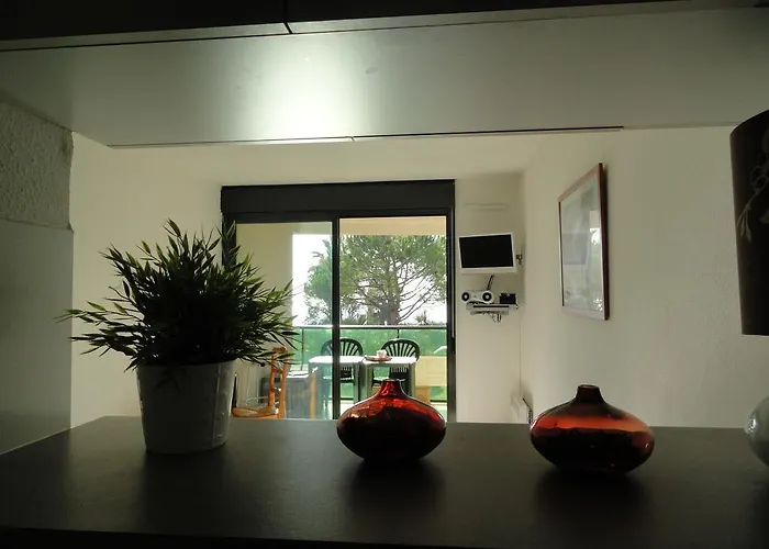 아파트 Terrace Front & Sea View