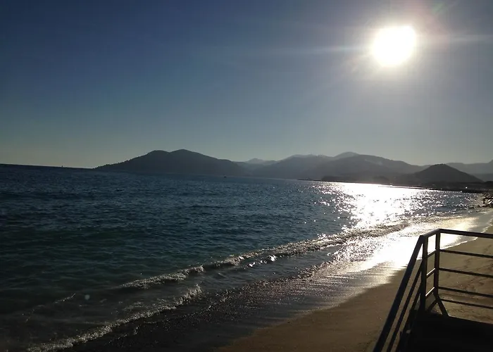 Terrace Front & Sea View *