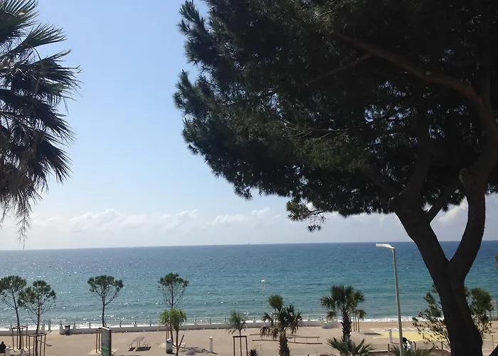 Daire Terrace Front & Sea View *
