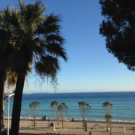 Daire Terrace Front & Sea View Cannes