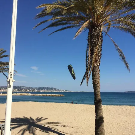 Terrace Front & Sea View Apartman