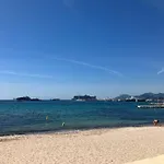 Terrace Front & Sea View Apartment Cannes