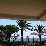 Terrace Front & Sea View Apartment Cannes