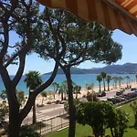 Terrace Front & Sea View Apartment